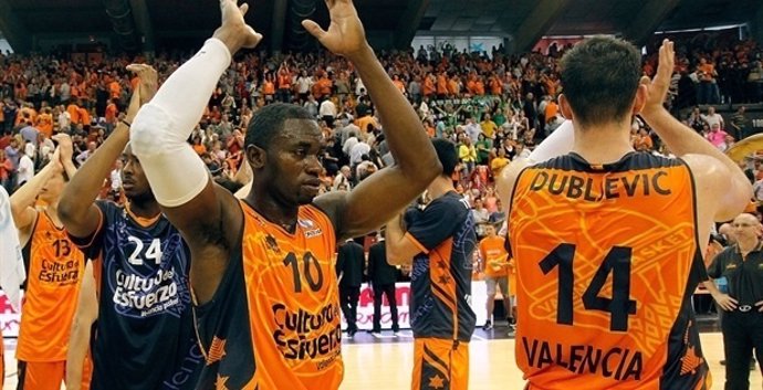 Sato y Djublevic, del Valencia Basket