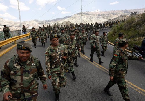 Militares bolivianos de bajo rango