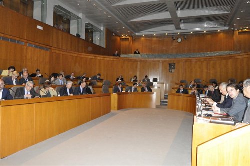 Pleno de las Cortes de Aragón