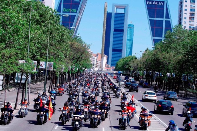 Ruta por Madrid Harley Davidson 2013