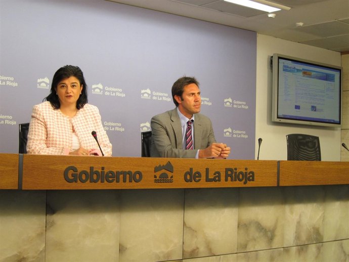 Arruga presenta Ley Administración Electrónica