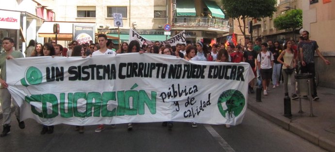 Manifestación de estudiantes en Murcia 