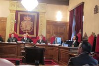 IU de Asturias respalda la "inocencia" de Ángel González y la "honestidad" de su actuación