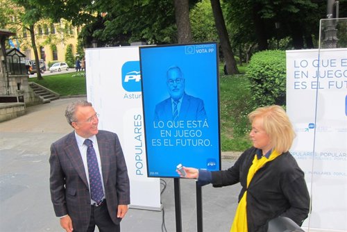 Salvador Garriga  y Mercedes Fernández