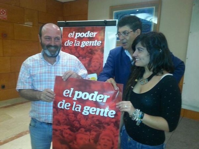 Jiménez, Valderas y Delgado en el acto de apertura de campaña de IU de Huelva