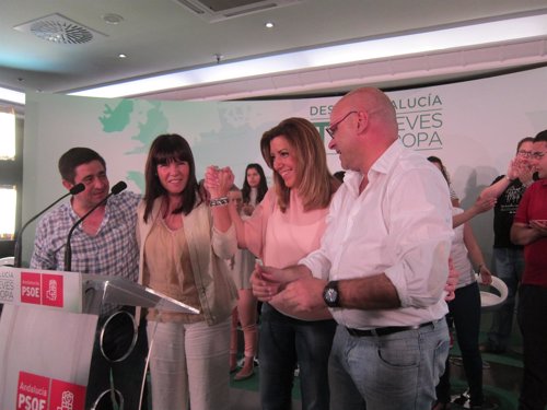 Reyes, Navarro, Díaz y Fernández en el inicio de la campaña de las europeas.