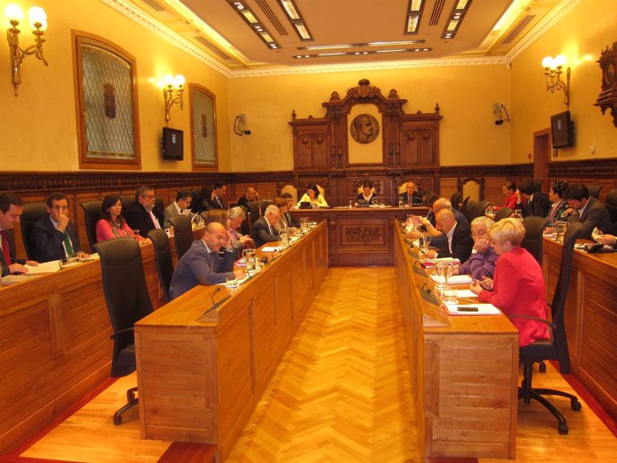 Pleno de ayuntamiento de Gijón