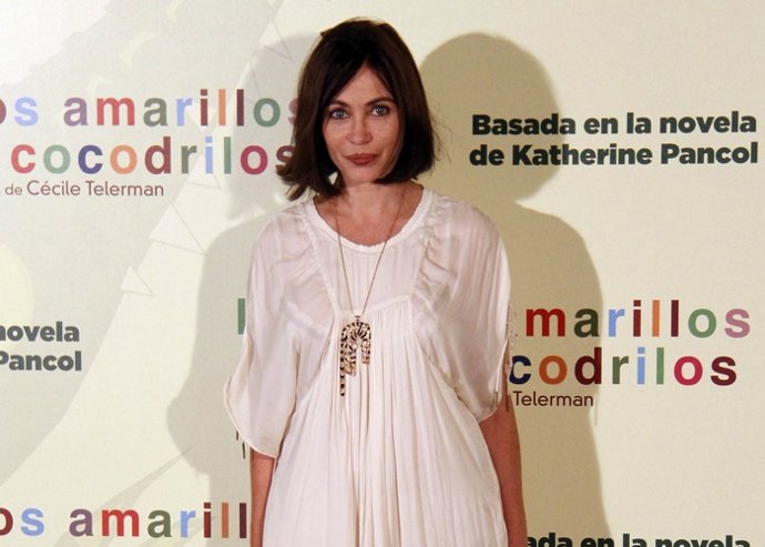 Presentación película ojos de cocodrilo son amarillos