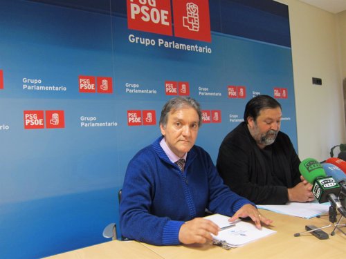 Vicente Docasar y Francisco Caamaño en rueda de prensa