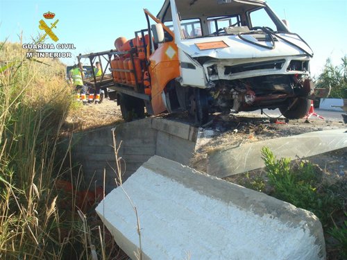 Camión de reparto de gas butano siniestrado