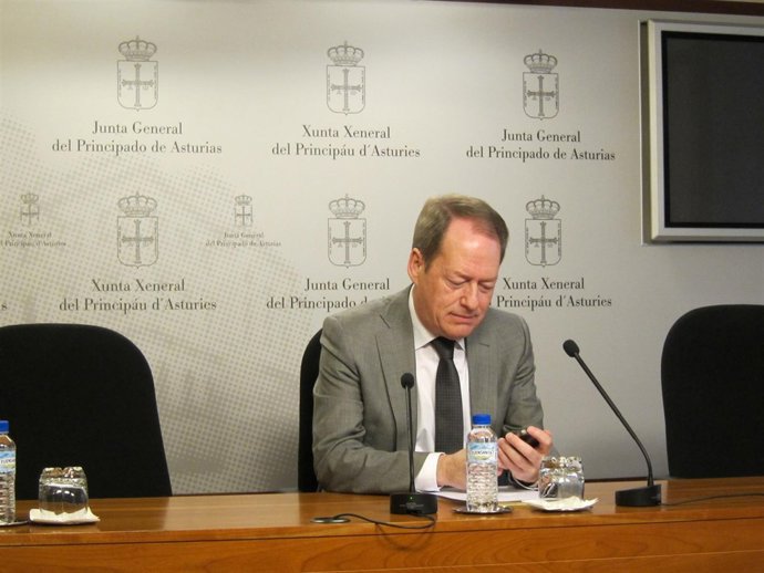 Aurelio Martín En Rueda De Prensa