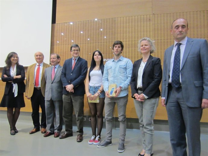  Iribas, Con Representantes De Las Entidades Organizadoras Y Los Galardonados