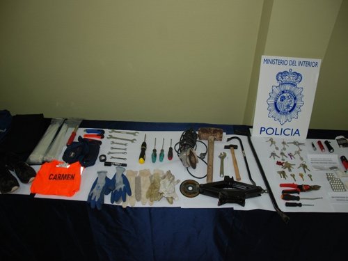 Material intervenido a la 'Banda del minuto'