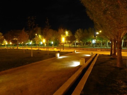 Alumbrado en el parque.