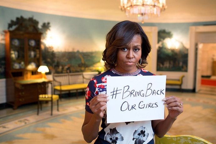 Michelle Obama recuerda a las niñas nigerianas secuestradas