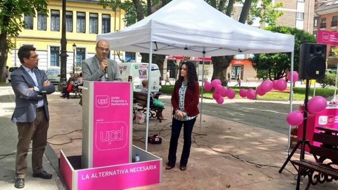 Solla, durante su intervención en La Felguera. 