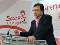 Vara no ve "hoy" una gran coalición entre PP y PSOE y cree que sólo sería para una situación de "extrema gravedad"