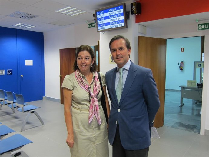 Alberto García y Victoria Pazos en la nueva plataforma de renta de Sevilla