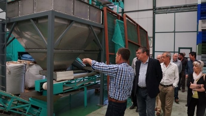 Antonio Torres (PP) en su visita a Fraga y Torrente de Cinca