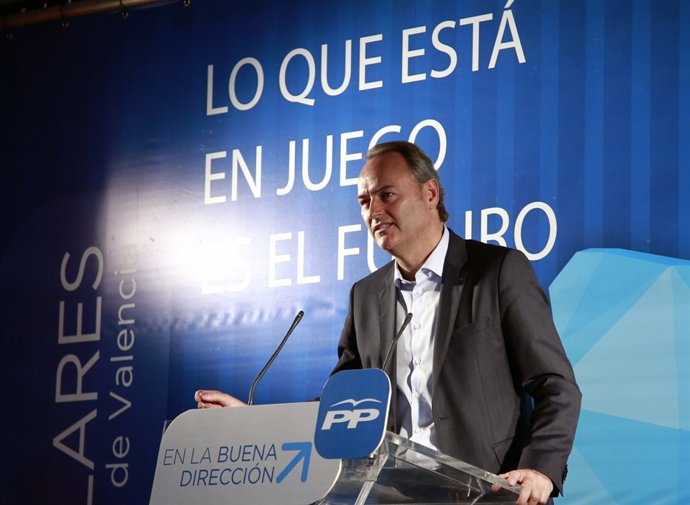 Fabra en un mitin en Oliva