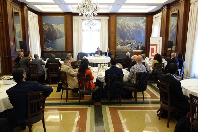 Un instante de la reunión