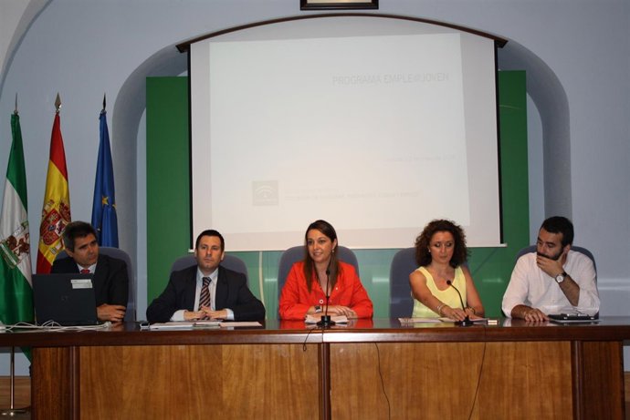 Ambrosio (centro), entre Expósito y Baena