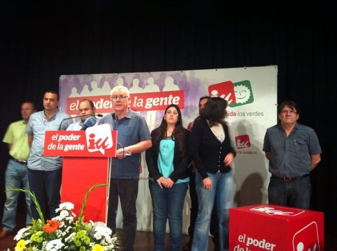 El coordinador federal de IU, Cayo Lara, en Yecla