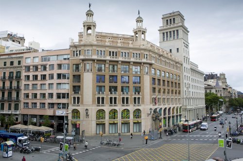 Local de plaza Catalunya de Barcelona donde Desigual abrirá su flagship