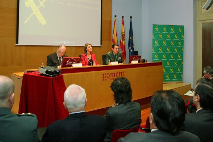 El vicepresidente de Fomento, Manuel Basáñez, Llanos de Luna y Ángel Gozalo 