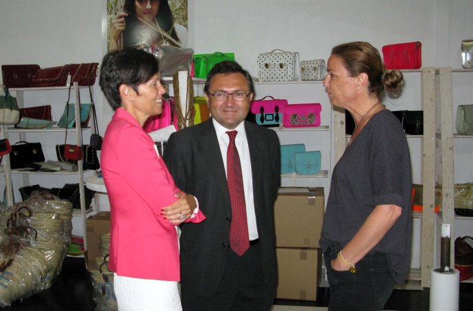 Heredia y Rueda con la responsable de la empresa Stella Rittwagen