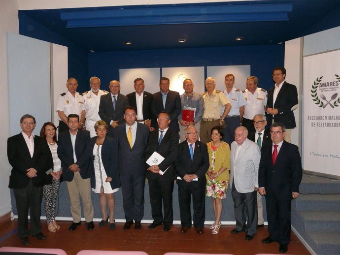 Directiva de la Asociación Malagueña de Restauradores (Amares)  