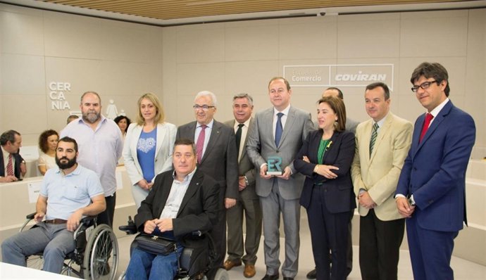 Aenor entrega a Covirán un certificado de Accesibilidad Universidad