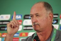 Portugal investiga a Scolari por no declarar millones