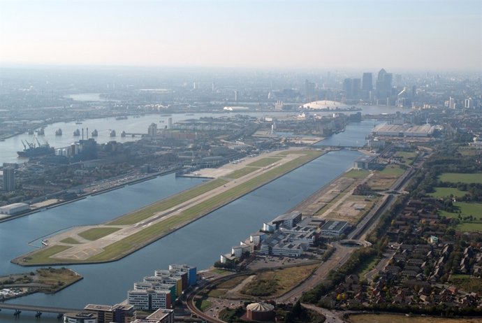 Vista aérea del London City Airport