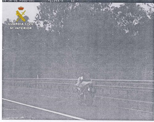 Motociclista a 219 km/h en un tramo de la A-7 limitado a 100 Km/h