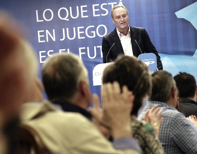 Alberto Fabra en un almuerzo mitin en Requena