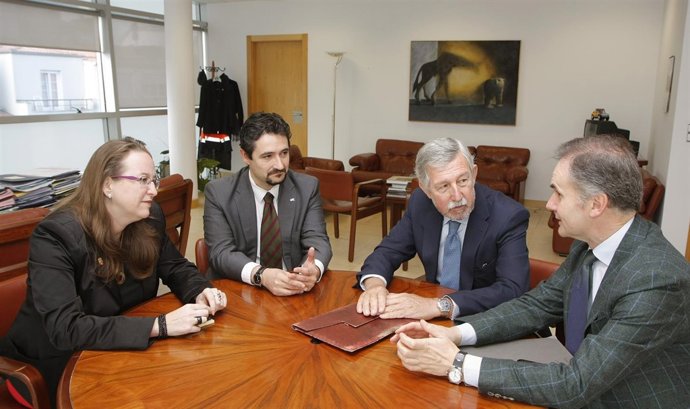 Díaz, Lantarón, Pellón y Santiago. 