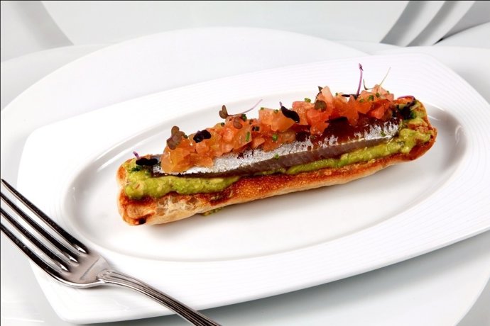 Tosta de Sardina y Guacamole