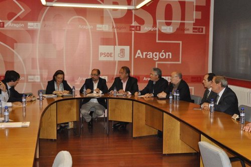 Ayala y Lambán se han reunido con representantes empresariales y sindicales