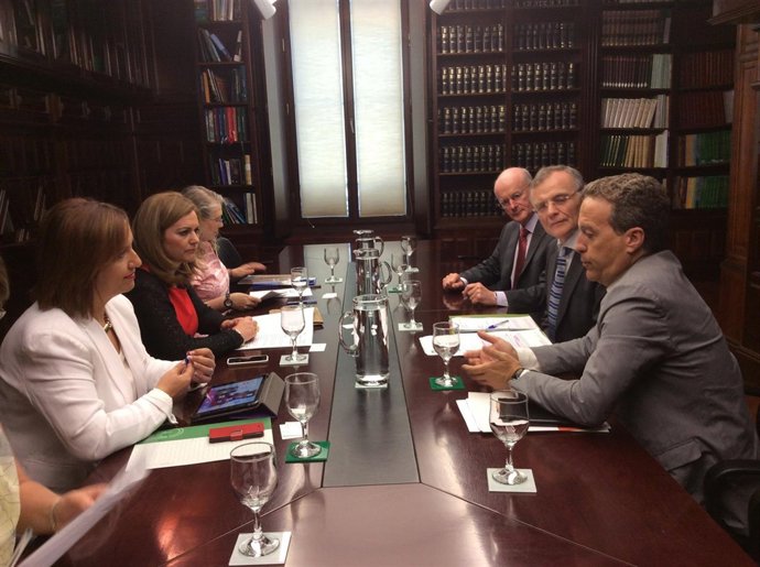 Reunión de María Jesús Serrano con Leo O'Reilly