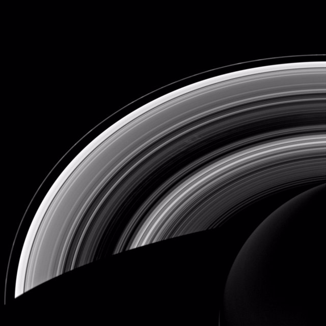 Los radíos en los anillos de Saturno
