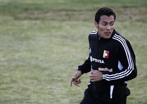 El centrocampista venezolano Juan Arango durante un entrenamiento en La Paz