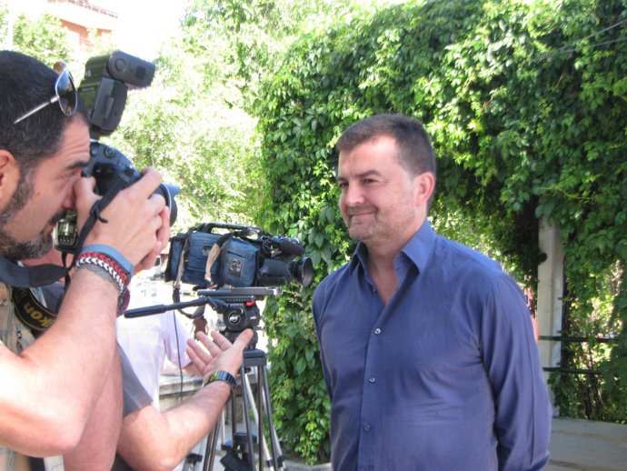 Maíllo, en campaña electoral en Jaén