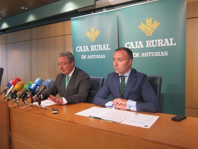 Por la izquierda, Antonio Romero y Javier Díaz, en rueda de prensa. 