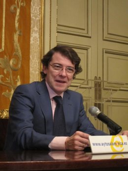 Alfonso Fernández Mañueco 