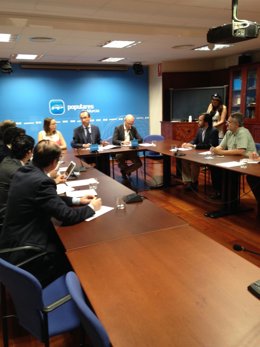 Marín reunido con los colegios profesionales