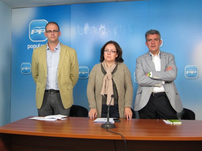 Antonio Luis Sáncez, M. Jesús Moro y Emilio Arroitia