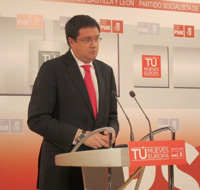 El secretario de Organización del PSOE, Óscar López