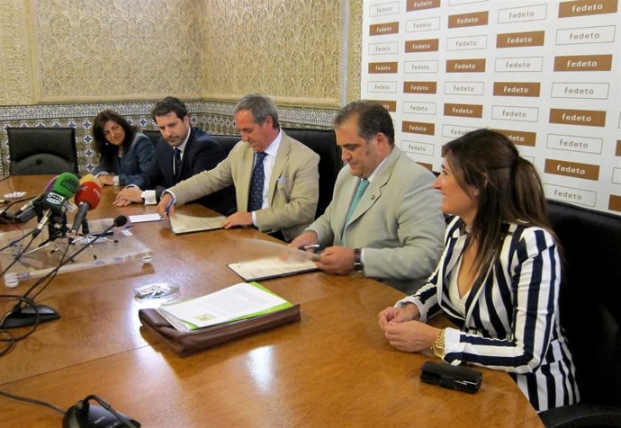 Firma convenio Fedeto y Acuer2