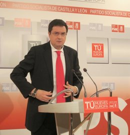 El secretario de Organización del PSOE, Óscar López